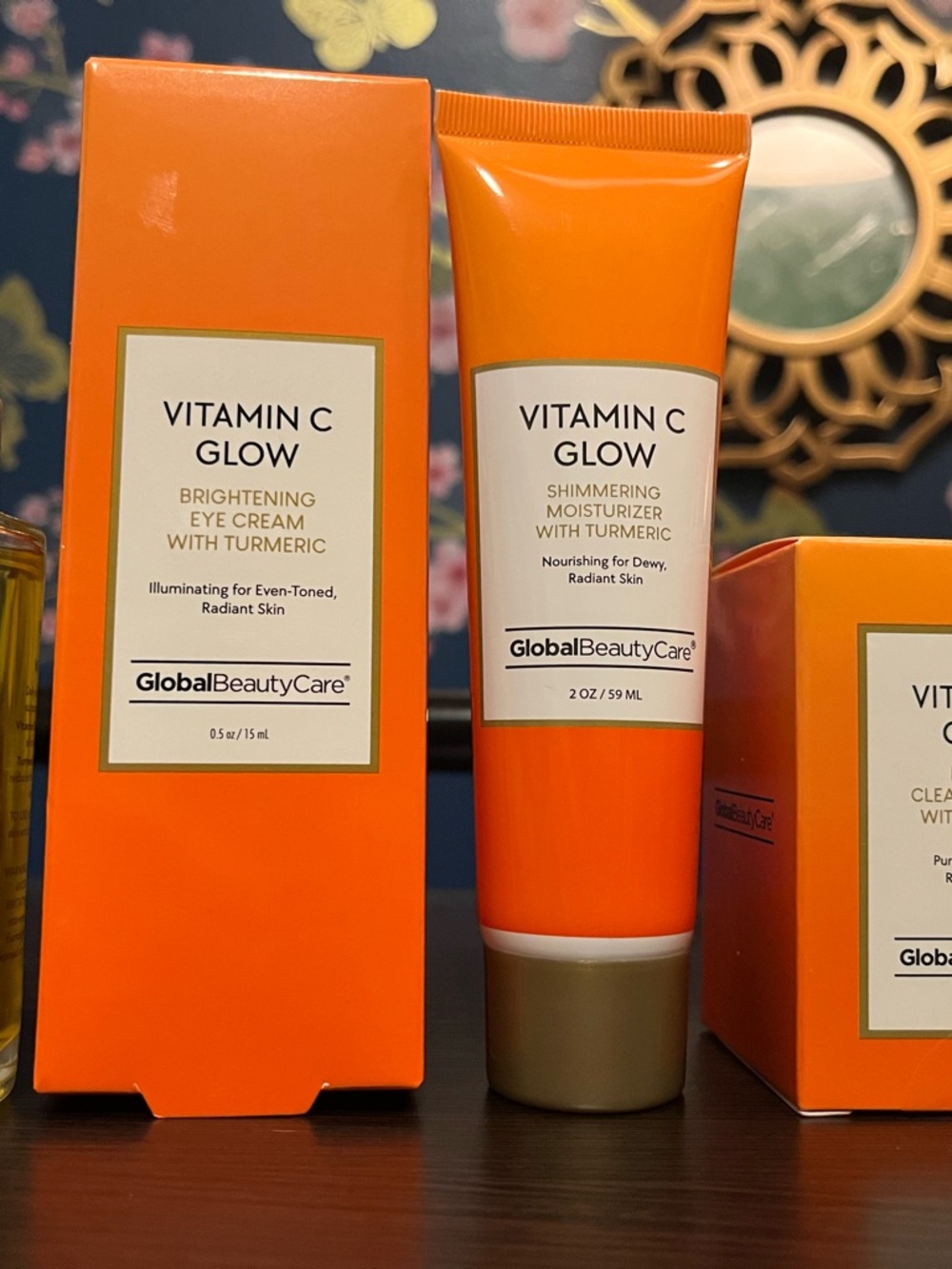 GlobalBeautyCare Vitamin C Glow Shimmering Moisturizer - Orange